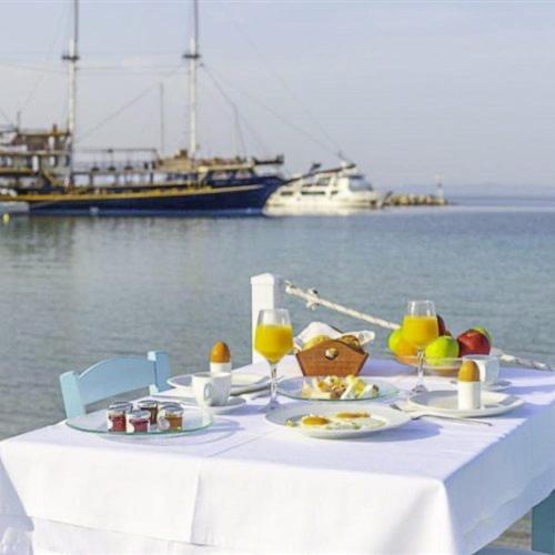 Angelina Hotel أورموس باناجياس المظهر الخارجي الصورة