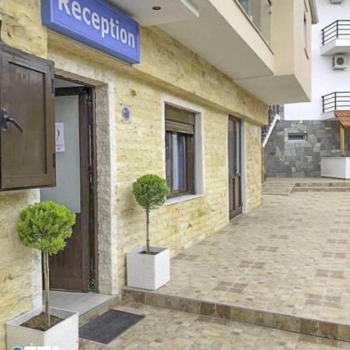 Angelina Hotel أورموس باناجياس المظهر الخارجي الصورة