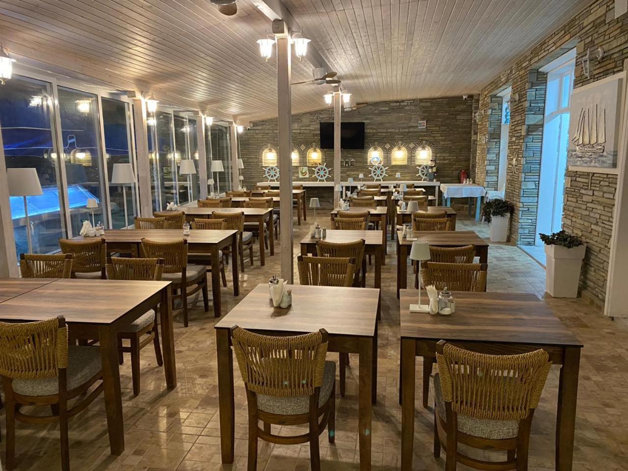 Angelina Hotel أورموس باناجياس المظهر الخارجي الصورة